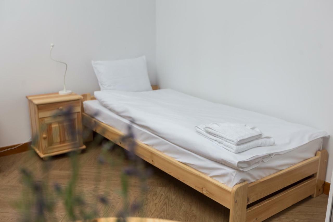 Artrooms Pokoje Goscinne Krosno Kültér fotó