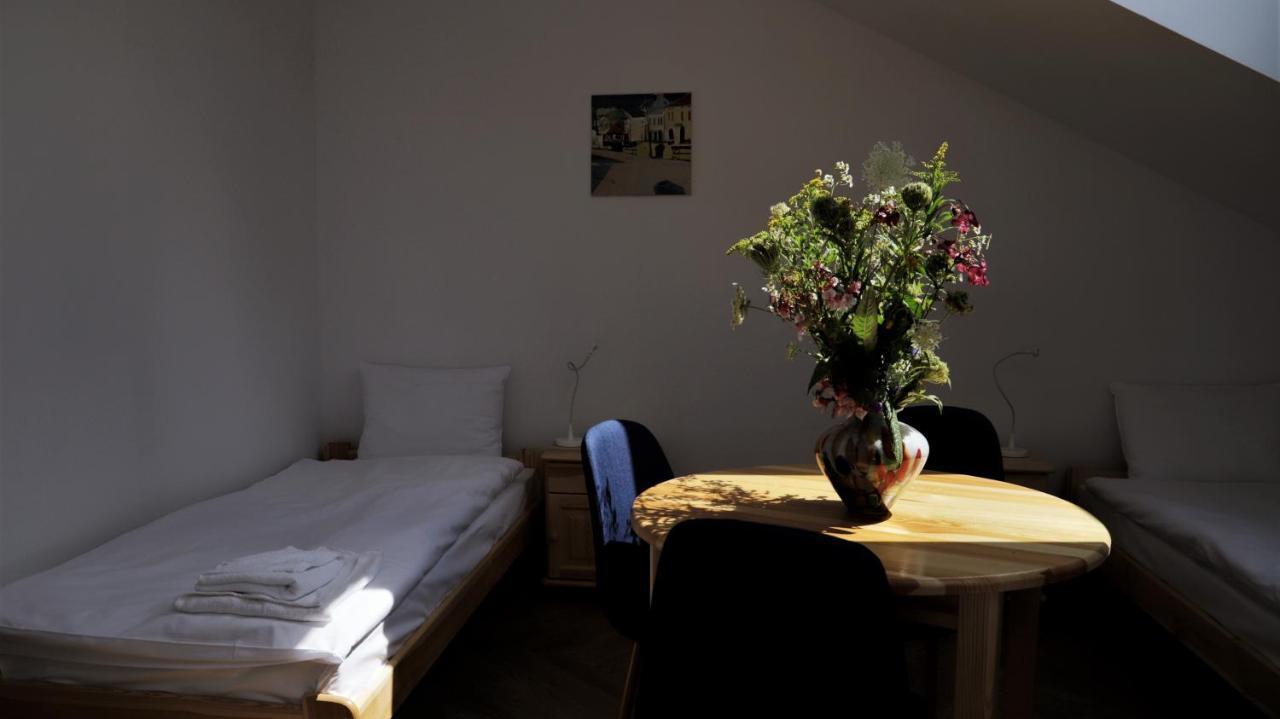 Artrooms Pokoje Goscinne Krosno Kültér fotó