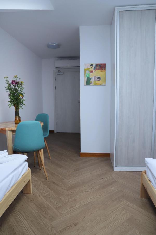 Artrooms Pokoje Goscinne Krosno Kültér fotó